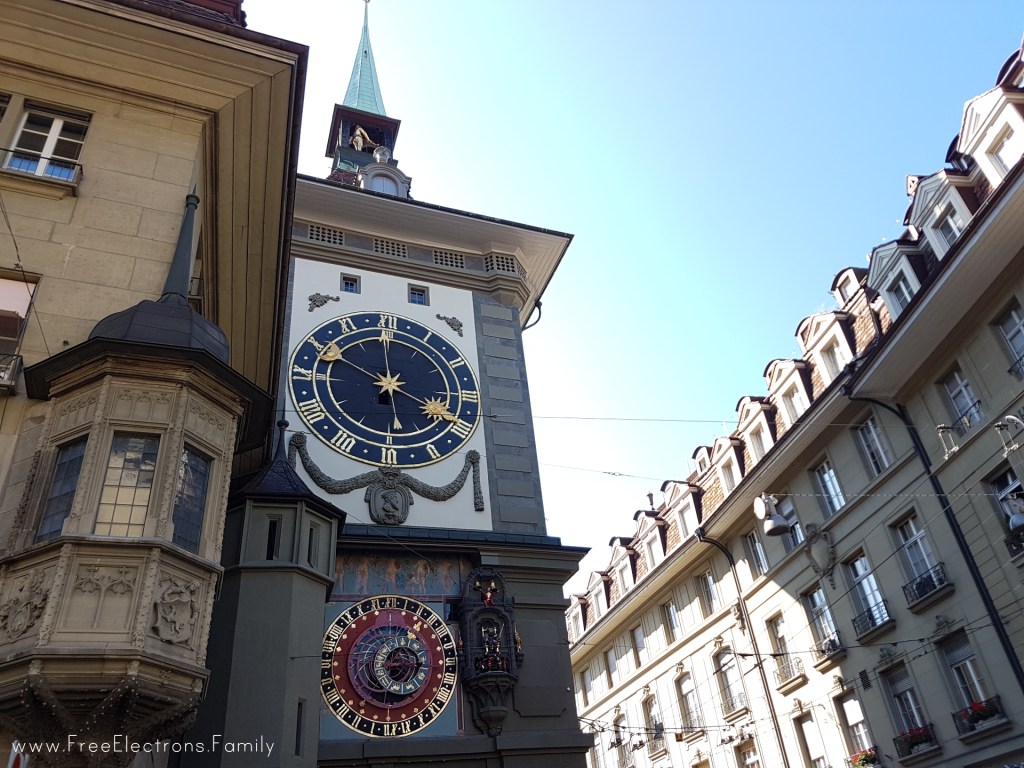 The clock tower Zytglogge in the old city of Bern.
www.FreeElectrons.Family 